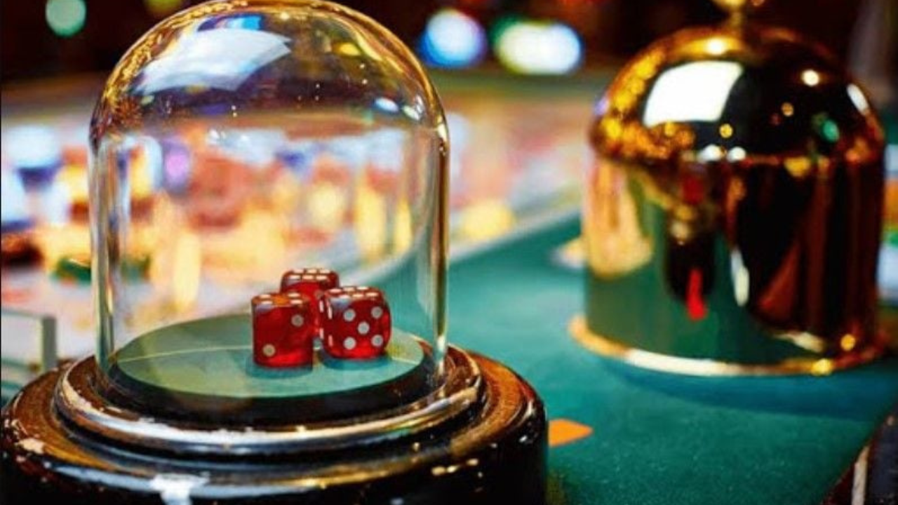 Dewitoto.vip: Tips for Winning in Online Sicbo Dice Gambling 2024